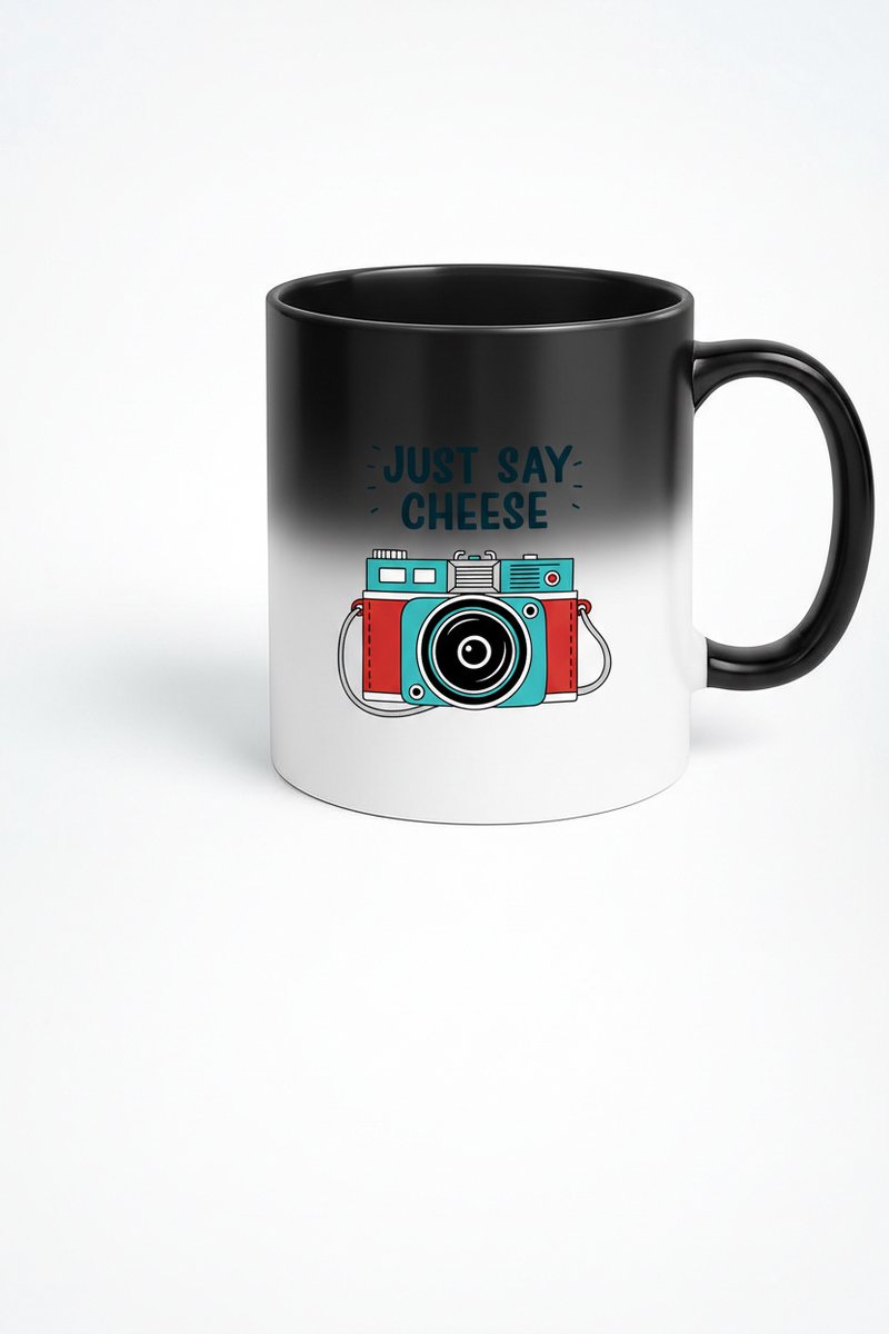 Magic Mug "Just Say Cheese" - Zwart naar Wit Warmtegevoelige Mok met Camera Design