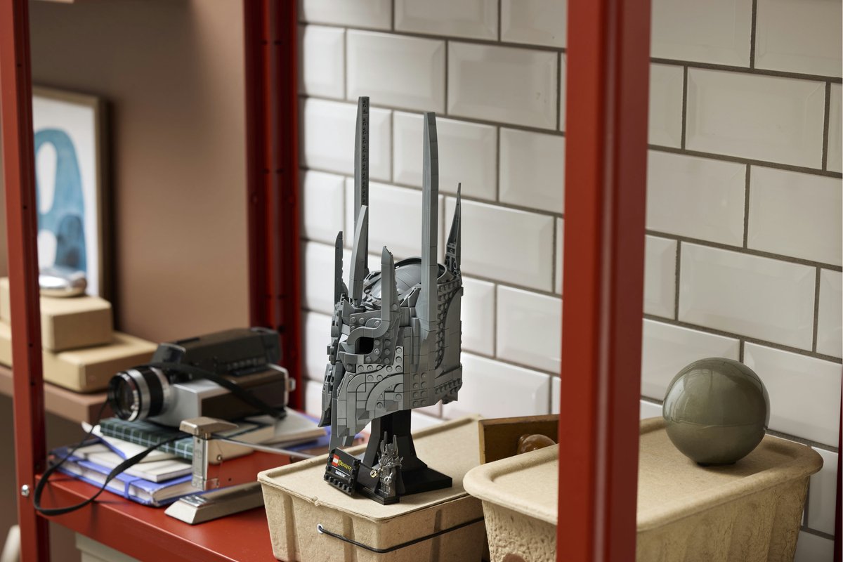 LEGO Icons - The Lord of the Rings: De Helm van Sauron Bouwpakket voor Volwassenen en Woondecoratie - 11373 — afbeelding 9