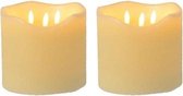 2x LED kaarsen/stompkaarsen creme wit 15 cm flakkerend met 3 lontjes - Kerst diner tafeldecoratie - Home deco kaarsen