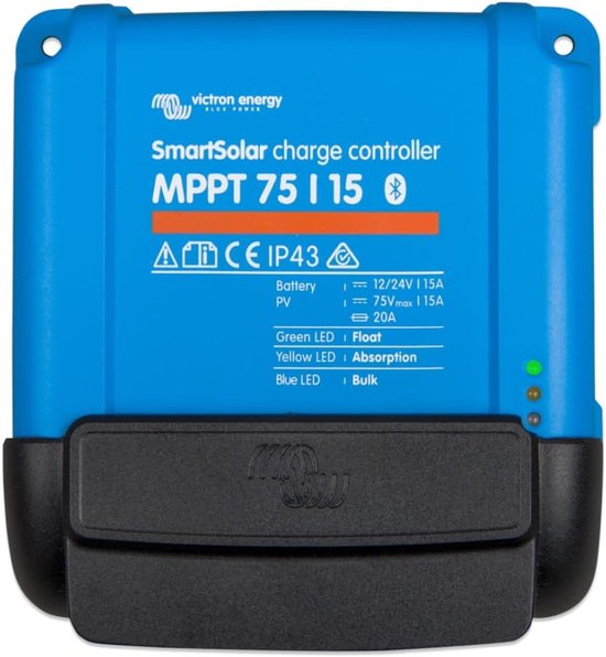 Blauwe Victron Energy SmartSolar MPPT 75|15 laadregelaar met een zwarte klep en groene led indicator aan.