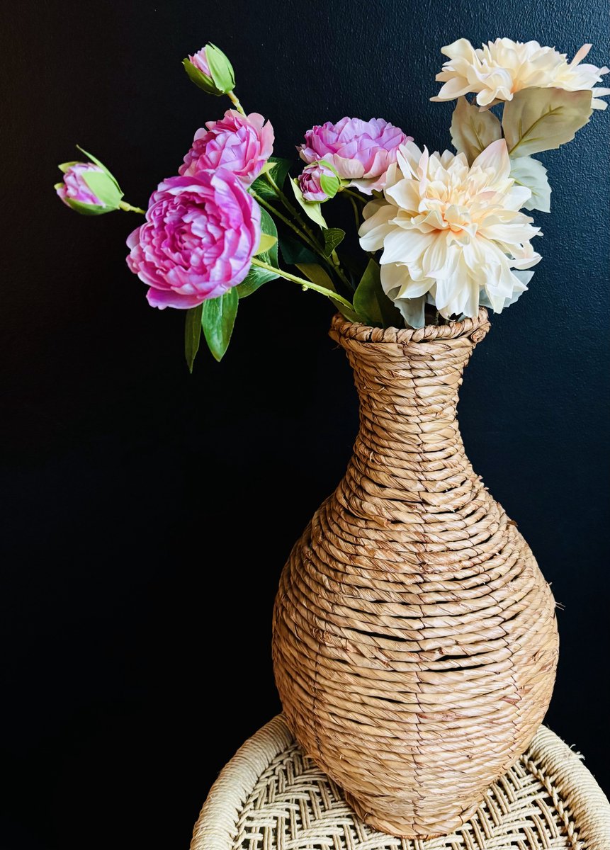 Vaas | Pip | Zeegras | Flesvaas | Fles Vaas | Bloemvaas | Bloem vaas | Woonaccessoires | Woonaccessoire | Landelijk | Landelijke inrichting | Bohemian | Ibiza | Woonkamer | Woonruimte | Sfeervol | Interieur | Accessoires | Accessoire | Naturel | Oké