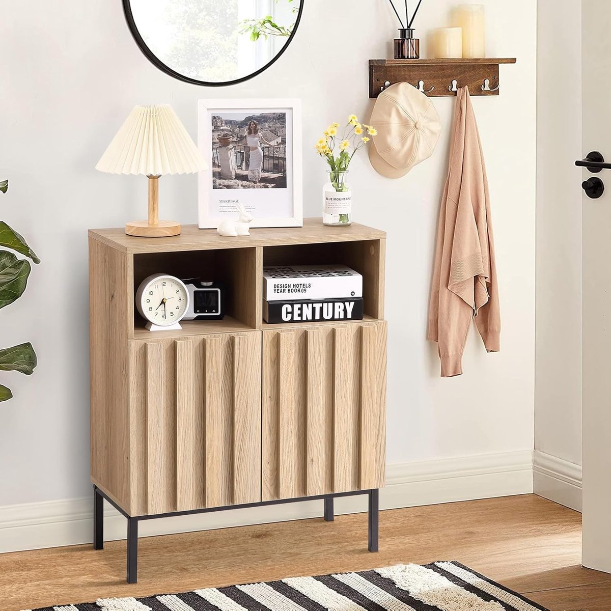 Servieskast - Opbergkast voor de hal - Farmhouse-buffetkast met opbergruimte - Moderne houten koffietafel - Verstelbare plank en metalen poten - Voor de hal, gang, keuken, eetkamer en woonkamer - 73 × 60 × 27 cm - Eikenkleur