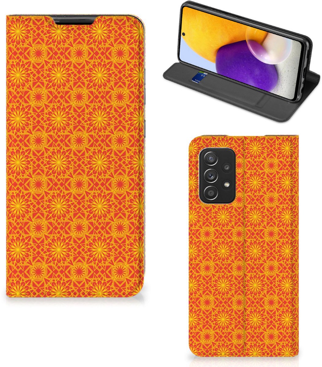 Samsung Galaxy A72 (5G/4G) Hoesje met Magneet Batik Oranje