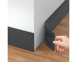 Zelfklevende plint - 12 cm breed - 1 m lang - flexibele NBR-plint - goede flexibiliteit - decoratieve strip - opvouwbaar - gemakkelijk te snijden - geschikt voor vlakke plinten in woonkamers, badkamers en keukens - zwart