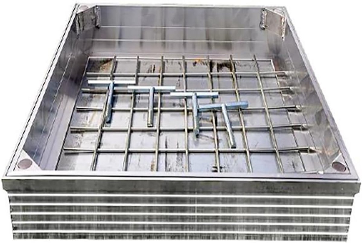 Aluminium Klinker Luik 30x30 cm - Geur- en Waterdicht Vloerputdeksel