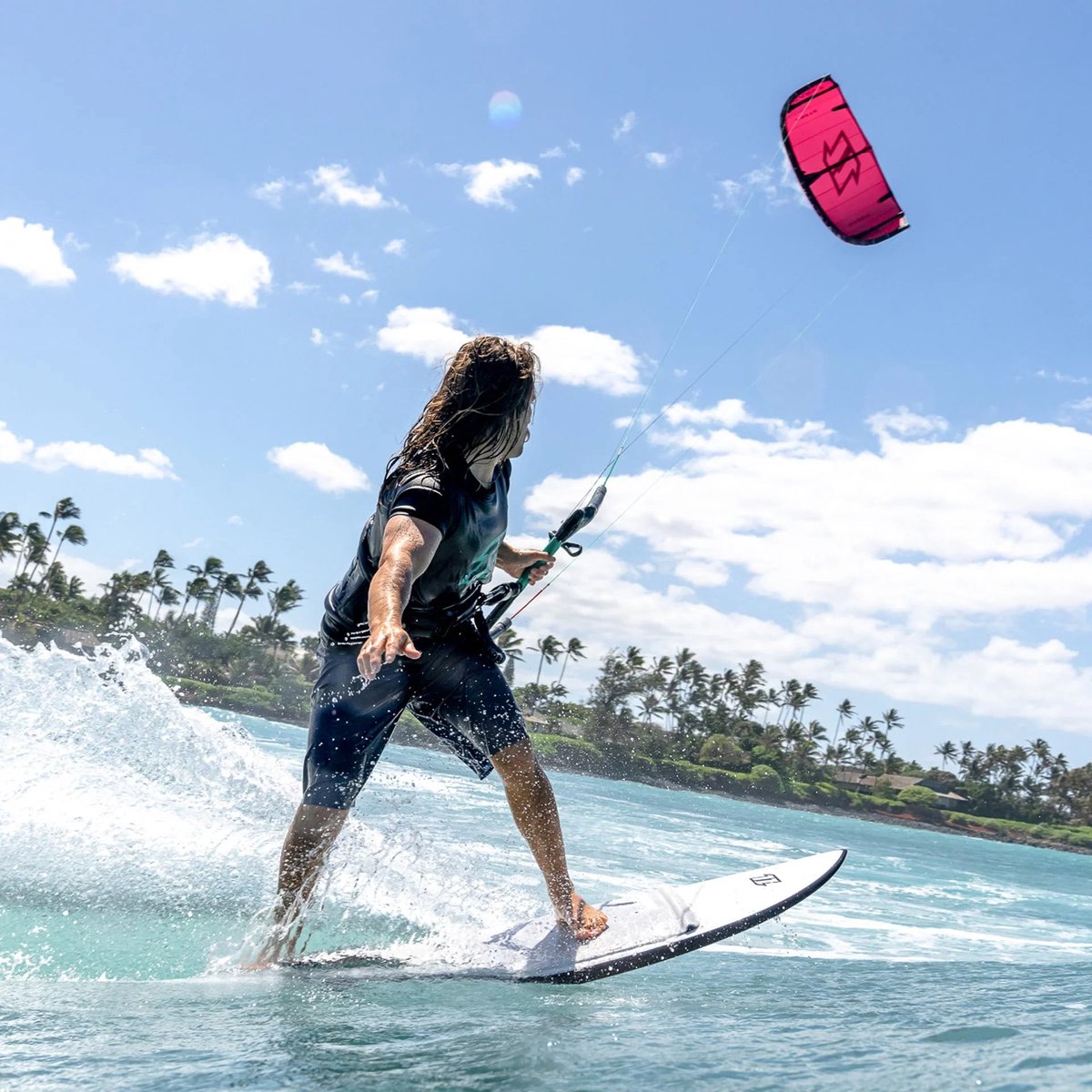 North Carve 2023 - Rubine Red