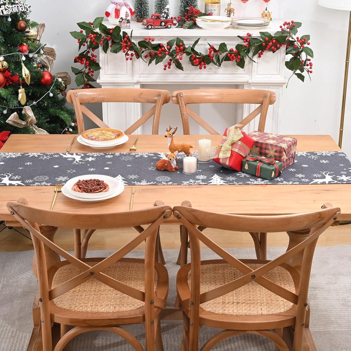 Kerst tafelloper grijs met sneeuwvlokken - Winter thema - 35 x 183 cm
