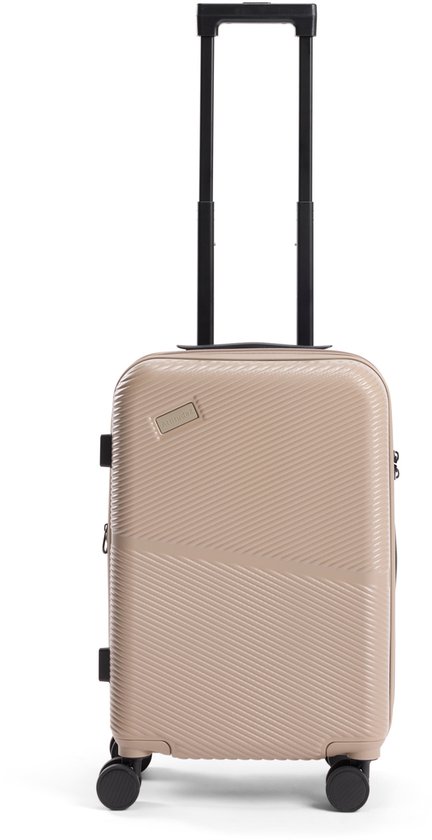 Beige koffer met ritssluiting, handvat en uitschuifbare trolleyhendel.