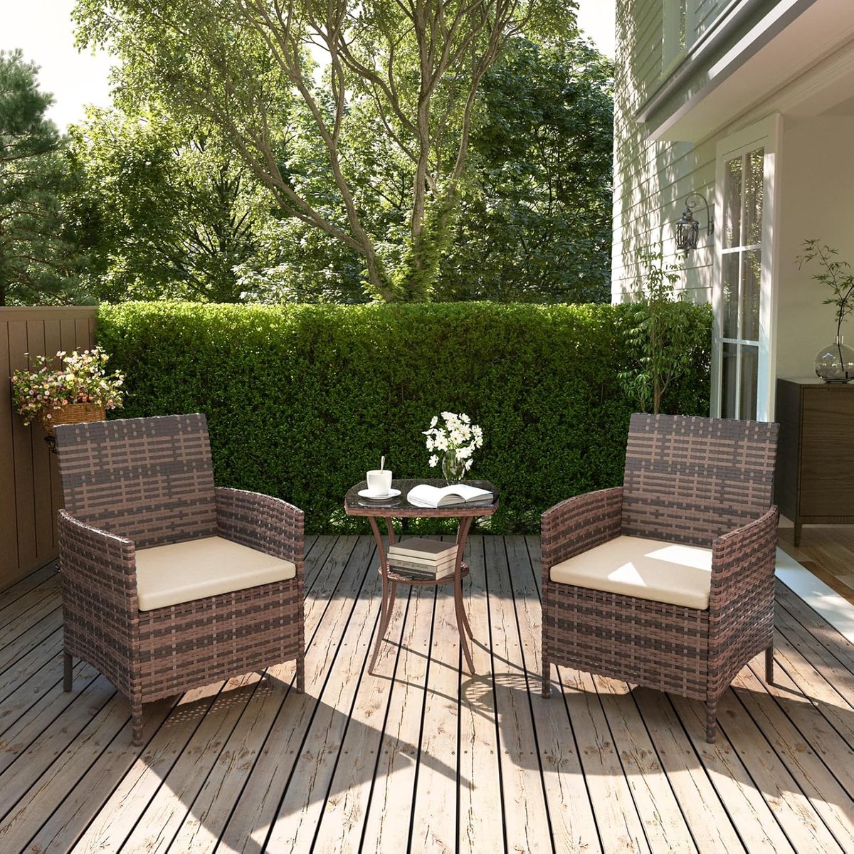 Polyrotan Balkonset 3-delig 59 x 61 x 84 cm Tafel met Glasplaat en 2 Stoelen met Kussens Weerbestendig bruin- Urbanhome