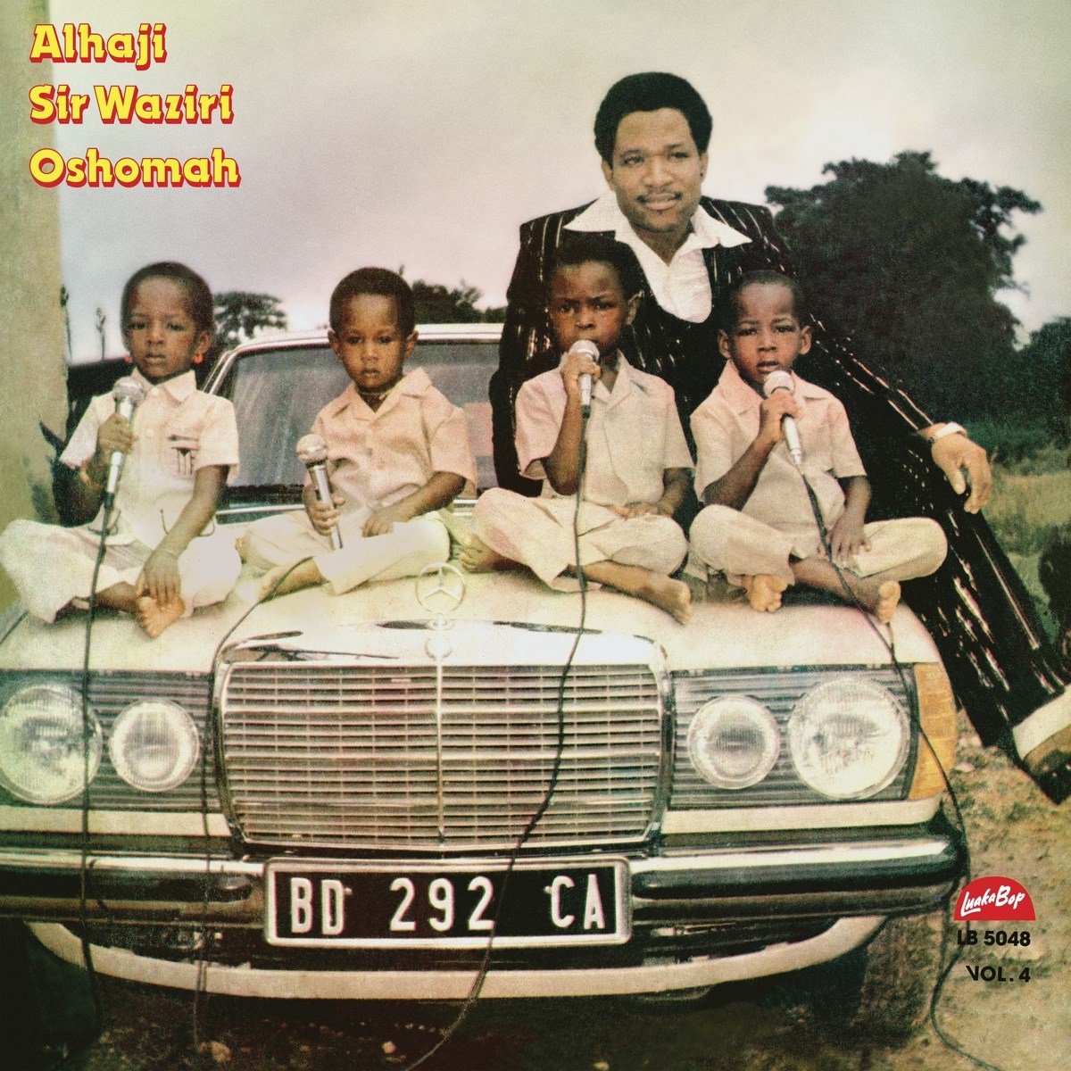 Sir Waziri Oshomah and His Traditional Sound Makers