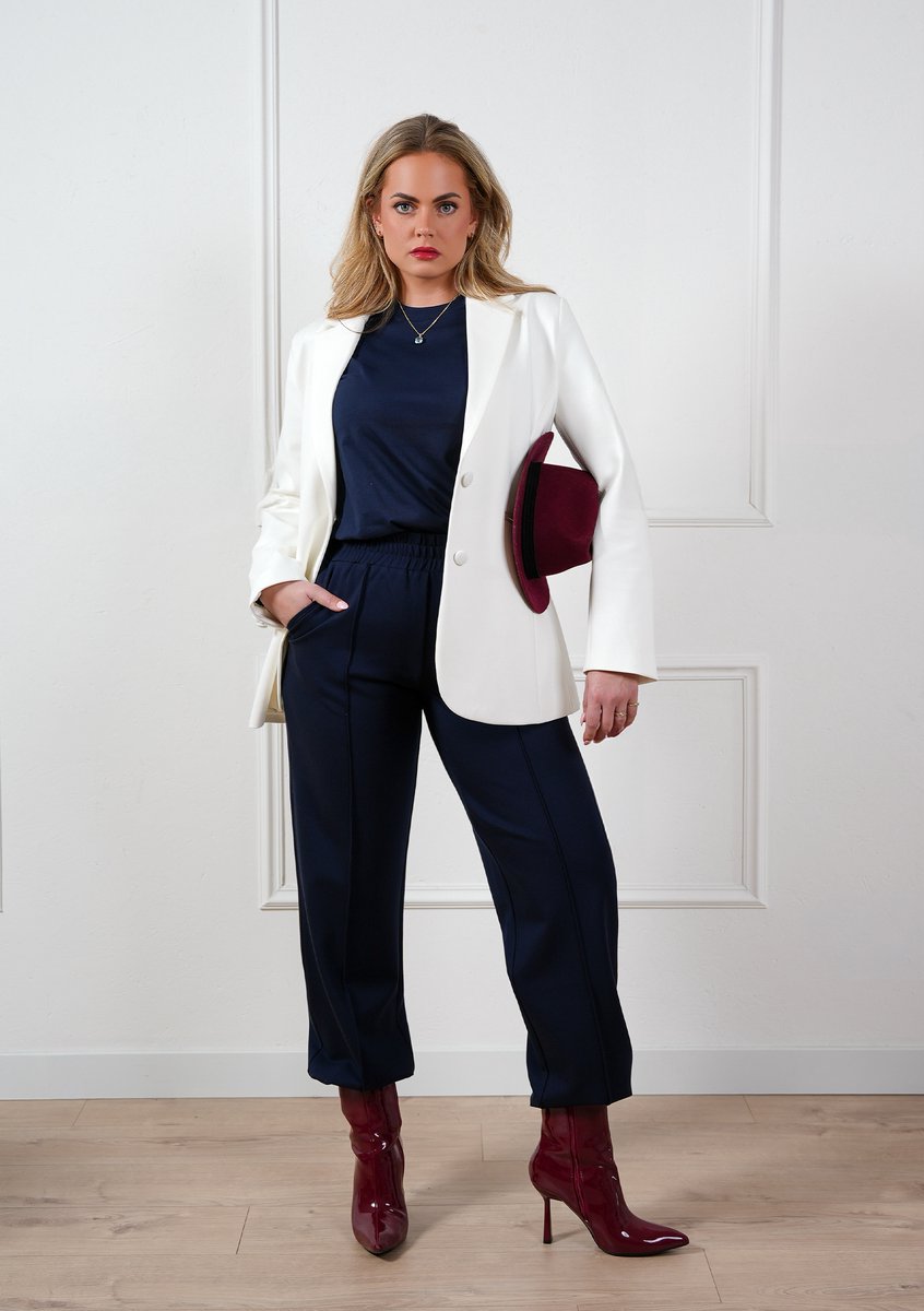 The Essential Blazer – Crème