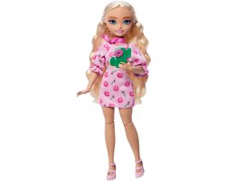 Barbie Dream Besties Festival Looks “Malibu" Doll and Accessories