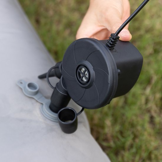 Elektrische Luchtpomp - 2 in 1 Opblazen en Leegzuigen - Voor Thuis en Auto - Inclusief 3 Opzetstukken - Voor Luchtbed, Zwembad & Camping van Merkloos — afbeelding 4