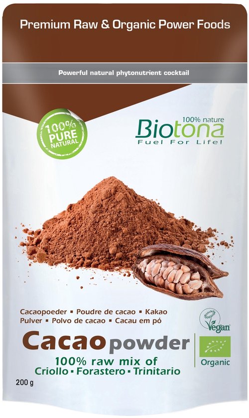 Biotona cacaopoeder 200g zak met cacao boon en hoopje cacaopoeder erop.