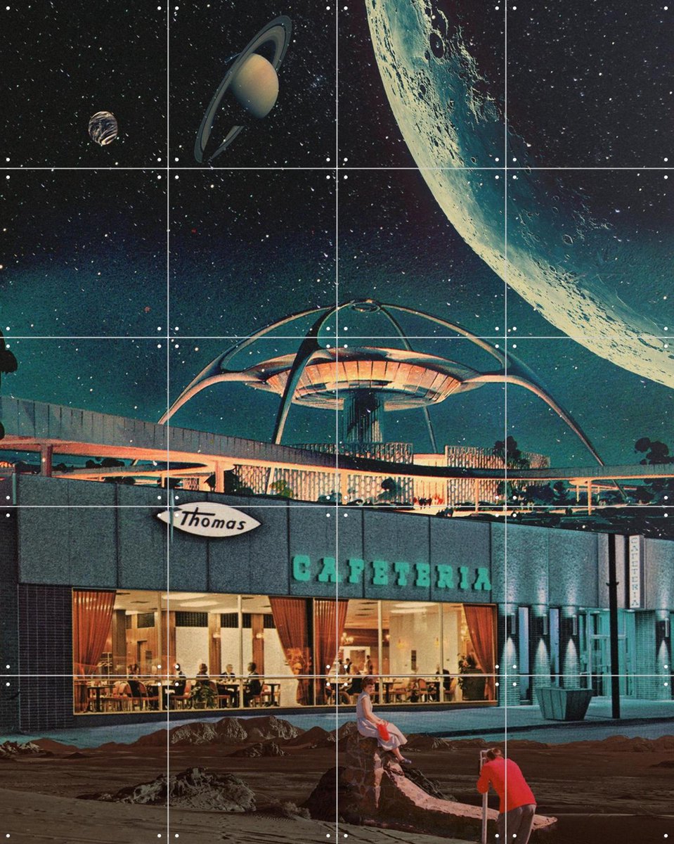 IXXI A Postcard from year 2346, Frank Moth - 80 x 100 cm - Gratis ophangtool - Grote wanddecoratie en posters - Vintage, Grafisch Ontwerp, Fotografie