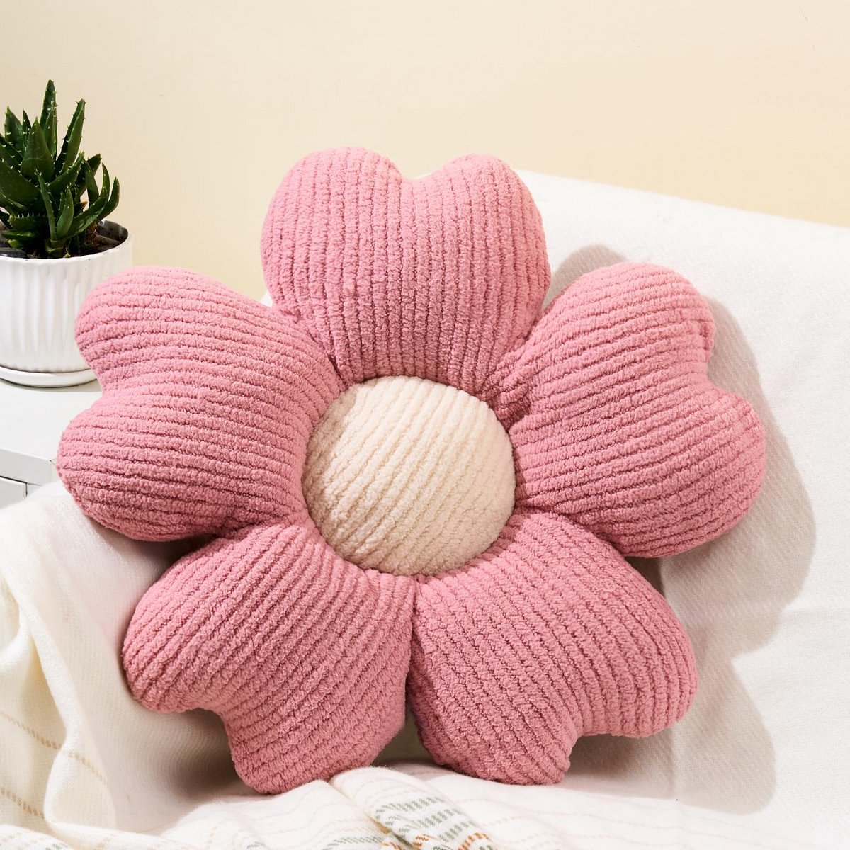 Bloedkussen - Zitkussen Vloerkussen - Interieur Decoratie - Bloemvorm Design - 49 cm - Roze