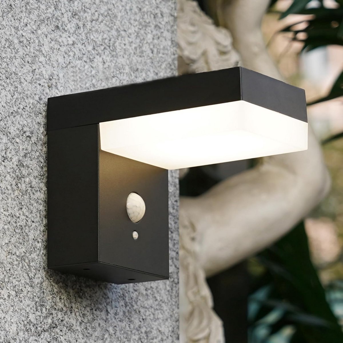 Oplaadbare LED Buitenlamp op Zonne-energie met Bewegingsmelder – Roestvrij Staal, 3 Lichtmodi