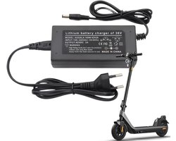Acculader Scooter - Oplaadapparaat E-step - Snel Opladen - Meerdere Veiligheidsfuncties - 42V 2A - Zwart