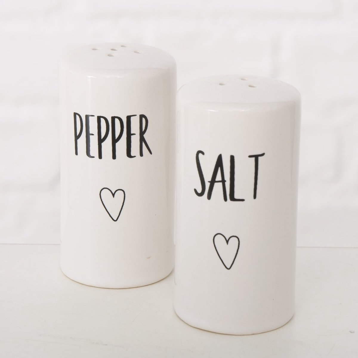 Peper en Zout - stel - 2 set - Huwelijk - Leuk Cadeau - Gezellig - 8xØ4cm.