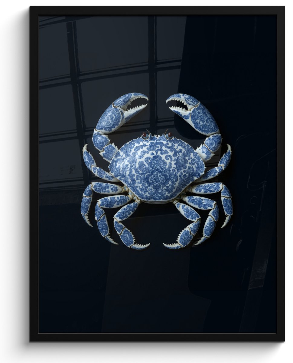 FrameYourWall Poster in lijst - Fotolijst 50x70 cm - Posters - Krab - Delfts blauw - Dieren - Posterlijst zwart - Decoratie - Wanddecoratie woonkamer - Muurdecoratie slaapkamer