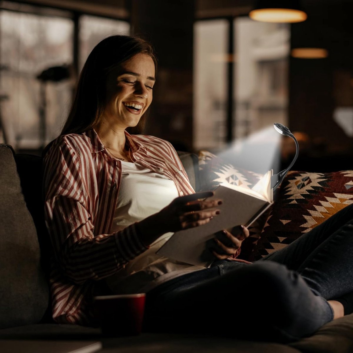 Draagbaar Boeklicht - Flexibele Leeslamp - Lezen in Bed - 180° Verstelbaar - Lichtgewicht - Zwart — cadeau in Gadgets - foto 3