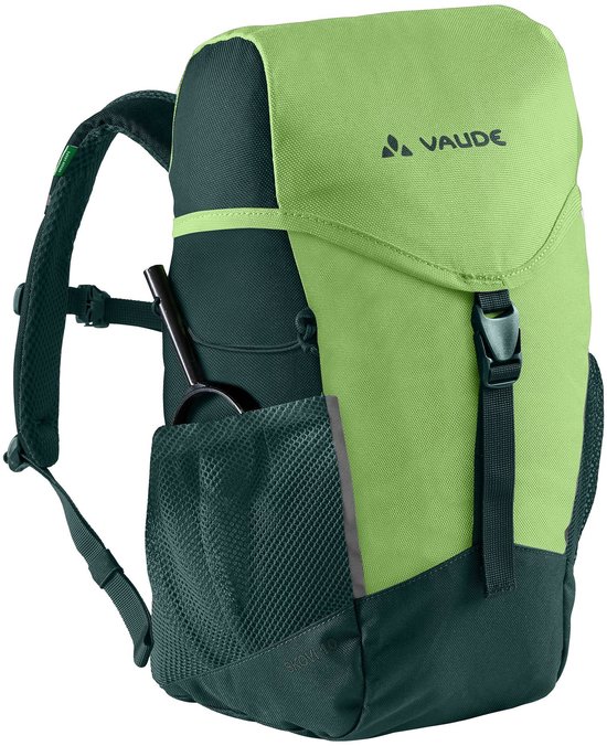 Groene VAUDE rugzak met donkergroene accenten, ritssluiting en buidelzak aan de zijkant.
