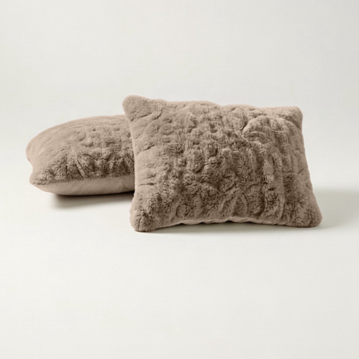Y-NOT Cloud Kussenslopen Set - Pom Pom Fur Taupe - 60x70 cm - 2-pack - Zachte Kussenhoezen voor Comfortabele Nachtrust