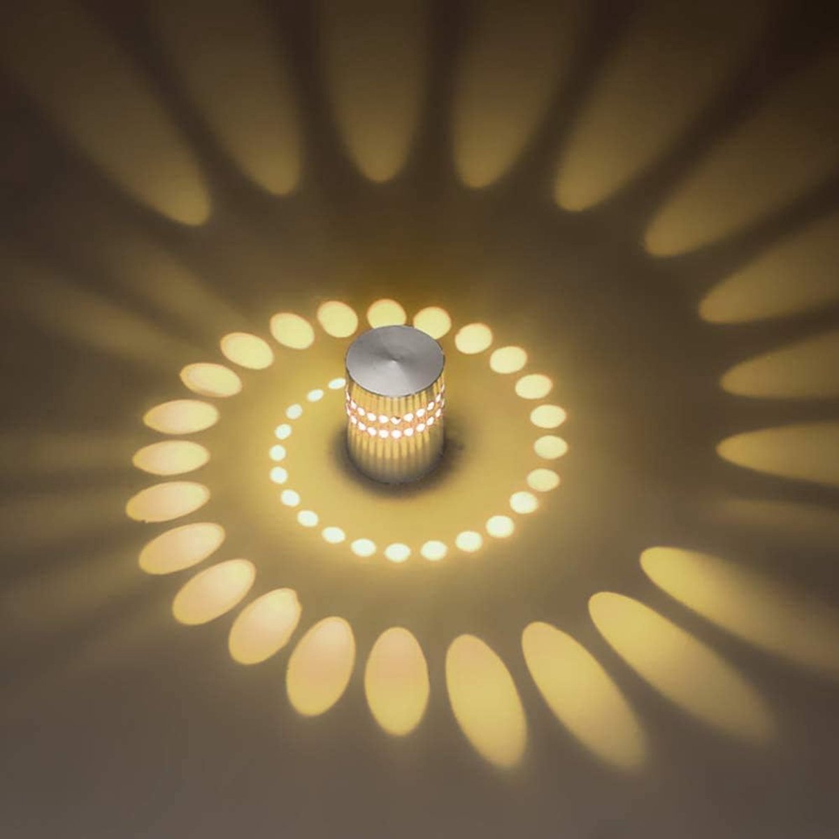 Wandlamp LED - Decoratieve Verlichting - Sfeerverlichting Binnen - Energiezuinig Design - 5x5x7 cm - Wit