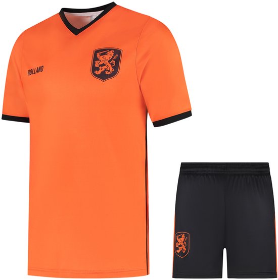 Nederlands Elftal Voetbaltenue - Oranje Shirt Koningsdag - WK 2026 - Voetbal Tenue Kinderen - Shirt en Broekje - Jongens en Meisjes - Volwassenen - Heren en Dames-L