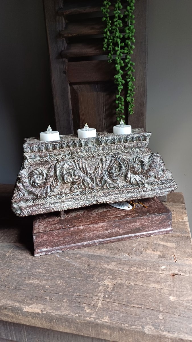 Baroque Kandelaar - Kandelaar 32 cm - Zilver - Resin - 20.5x32x10 - Polyresin Silver gemeleerd