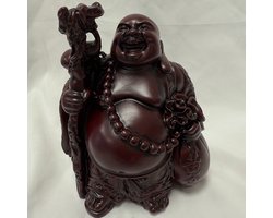 Feng Shui Beeldje van Lachende Maitreya Boeddha in Roodbruin Resin 12x15cm versterkt financiële overvloed