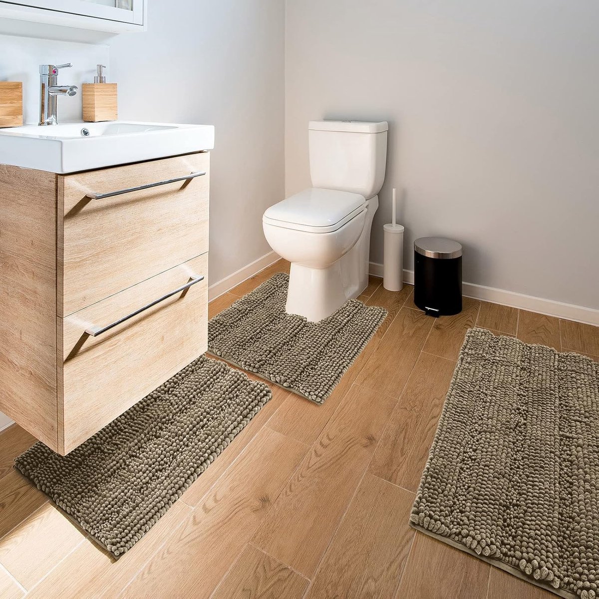 Zachte en Absorberende Badmat met Antislip Rug voor Toilet en Badkamer, U-vorm 51 x 51 cm