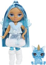 Rainbow High Littles Rainbow Fantasy-elfjes en diertje – Sapphire, kleine, poseerbare, blauwe pop van 14 cm en fantasiehond met verwisselbare elfenvleugels. Cadeau voor kinderen van 4+ jaar