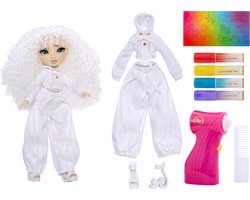 foto van Rainbow High Air Brush & Create-modepop om zelf te ontwerpen met airbrush-marker-set, afwasbaar, regenboogmarkers, lang haar, groene ogen, kleuren, creëren, spelen, afspoelen en herhalen. Creatief 4-12+ jaar