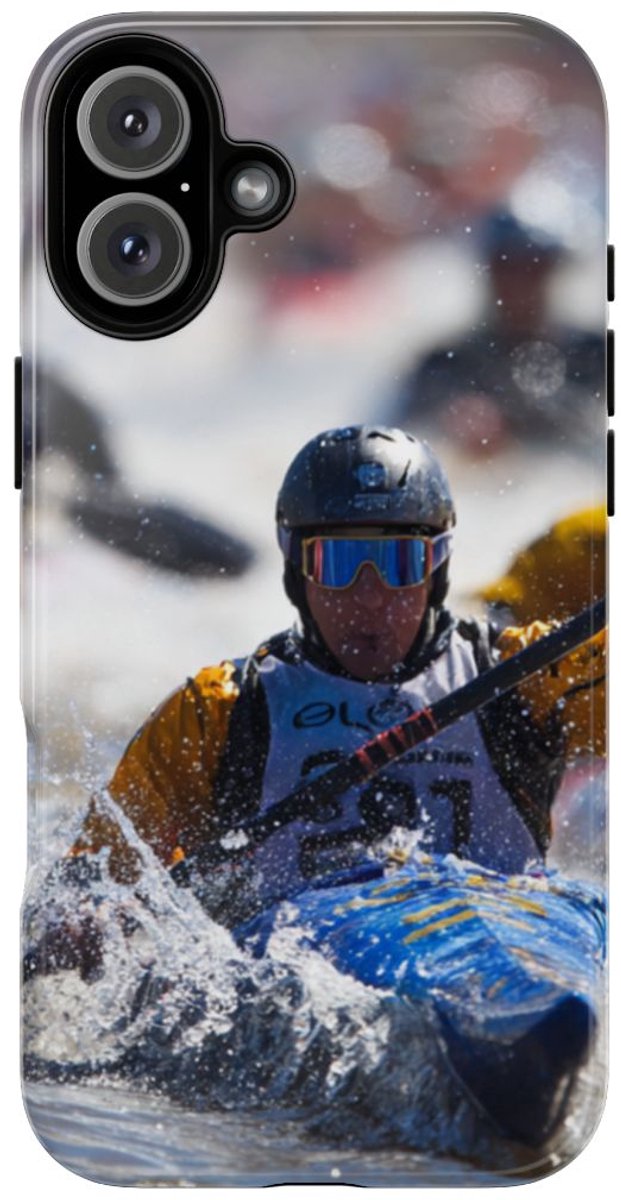 Kajakrace Actie Scène – Telefoonhoesje Geschikt voor iPhone 16 Plus