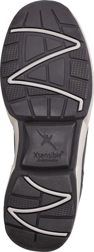 Zwarte buitenzool van Xsensible stretchwalker met een wit zigzagpatroon.