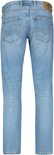 Arrière d'un jean Replay bleu clair pour homme avec logo marron sur la poche arrière.