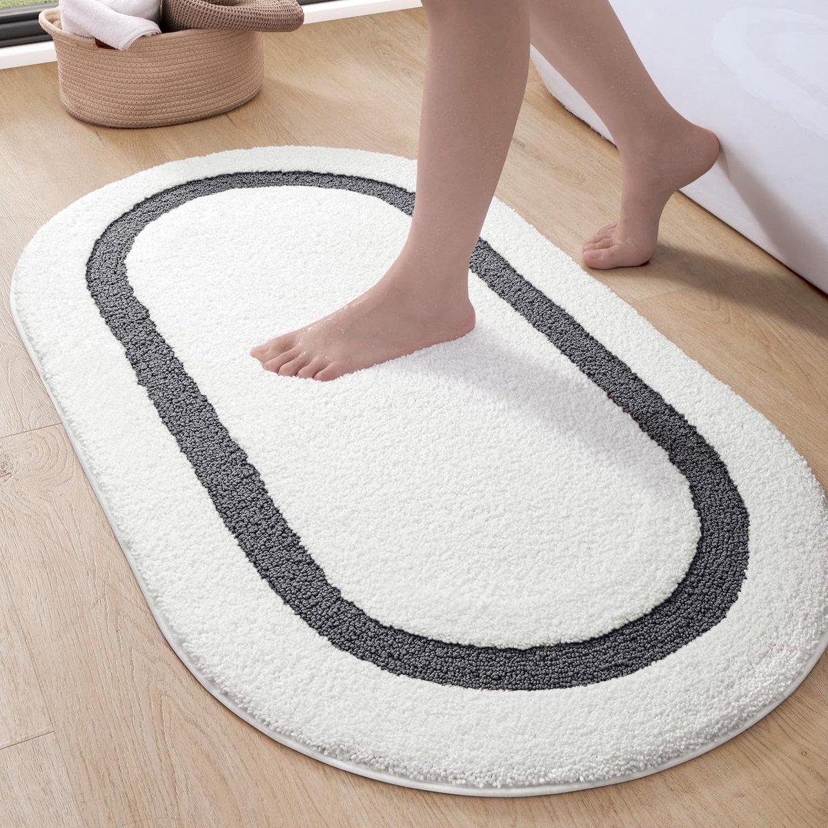 Famanu - Badmat 44 x 76 cm, Zacht Absorberende Badkamermat, Antislip Badkamertapijt, Machinewasbare Ovale Badmat voor Badkamervloer, Toilet, Douche, Badkamer Accessoires, Grijs
