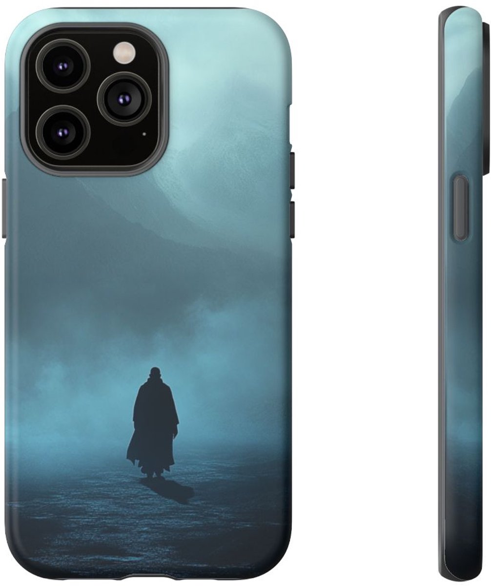 Schimmige Gestalte in Nevel – Telefoonhoesje Geschikt voor iPhone 14 Pro Max