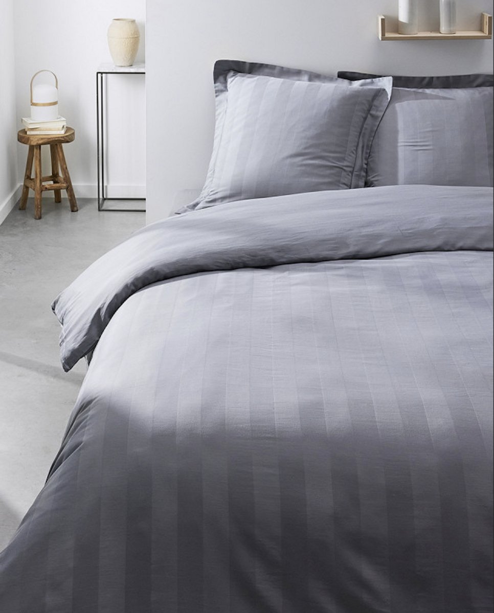 Beddengoedset van 100% katoen – Prestige dekbedovertrek + kussenslopen van 63x63 cm – katoensatijn