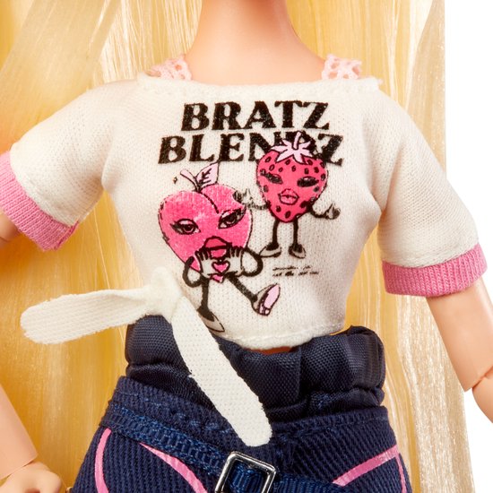 Bratz Stylin'-modepop Cloe met aanpasbaar T-shirt voor jou en accessoires — afbeelding 5