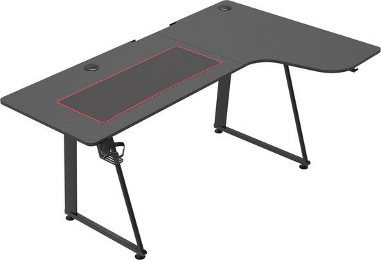 Zwart L-vormig gamingbureau met carbonlook, rode rand op zwarte muismat.