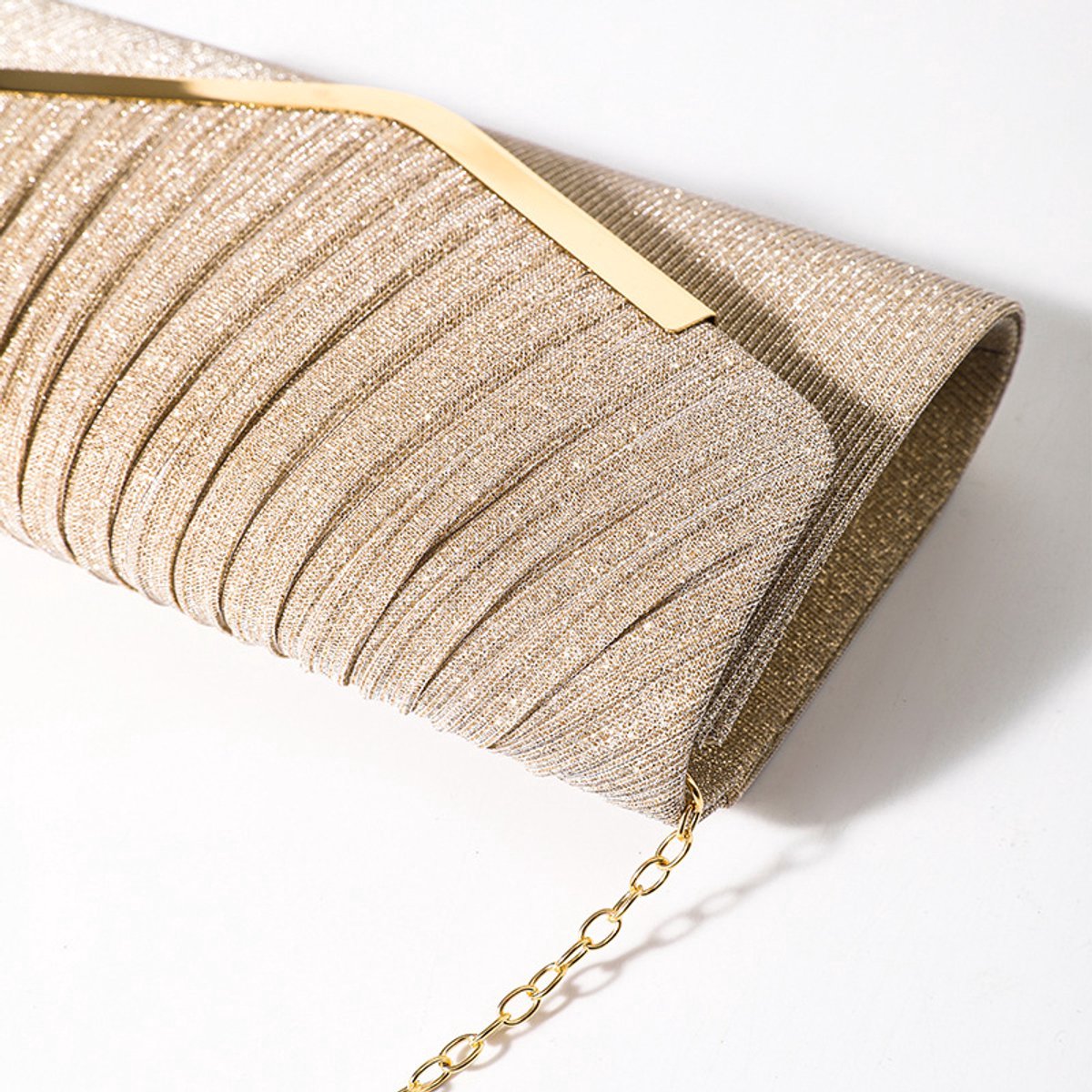 CRFASIBE Dames avondtasje, Fluwelen kus-slot handtas, Elegante schoudertas, Gouden hartdetail, Vintage luxe tas voor prom, banket, bruiloft, feest of formeel gebruik(Zwart
