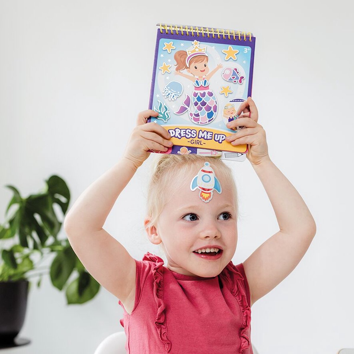Totum Dress Me Up sticker aankleed- en kleurboekje vakantieboekje meisjes 24 delig - educatief speelgoed junior vanaf 3 jaar stickeren en kleuren - — afbeelding 11