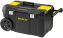 Zwarte, gesloten Stanley gereedschapskoffer op wielen met gele accenten en een uitschuifbare handgreep.