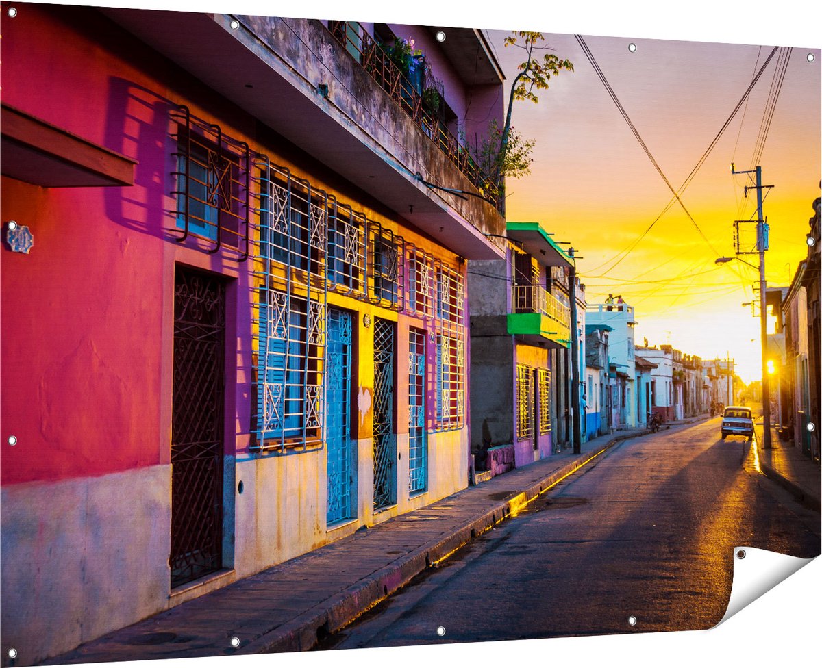 Gards Tuinposter Cuba Kleurrijke Huisjes bij Zonsondergang - 180x120 cm - Tuindoek - Tuindecoratie - Wanddecoratie buiten - Tuinschilderij Multikleur