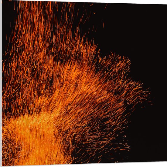 PVC Schuimplaat - Oranje Spetters van Vuurkorf - 80x80 cm Foto op PVC Schuimplaat (Met Ophangsysteem)