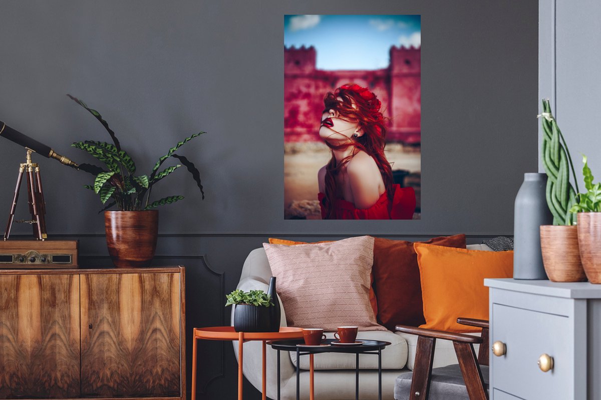 Muurstickers - Sticker Folie - Kasteel - Rood - Vrouw - Portret - 60x90 cm - Plakfolie - M