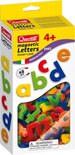 Doos met magnetische kleine letters, 48 stuks, met letters a, b, c, d, e op de voorkant.