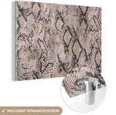 MuchoWow® Glasschilderij 30x20 cm - Schilderij acrylglas - Dierenprint - Slang - Grijs - Foto op glas - Schilderijen